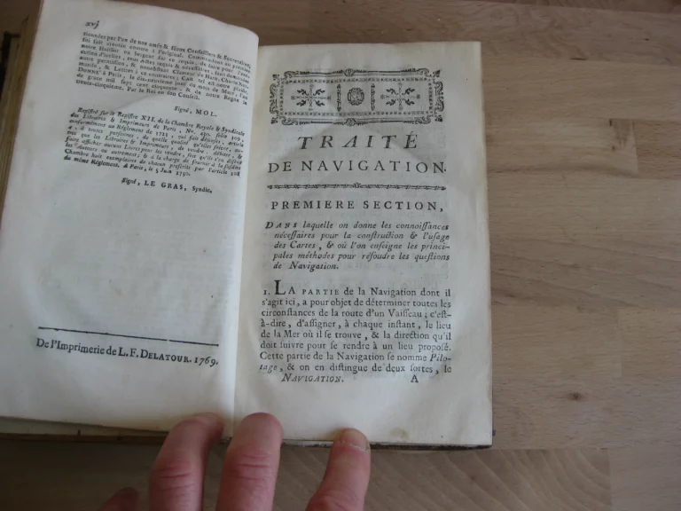 Suite du cours de mathématiques, à l'usage des gardes du pavillon et de la marine Suite du cours de mathématiques, à l'usage des gardes du pavillon et de la marine