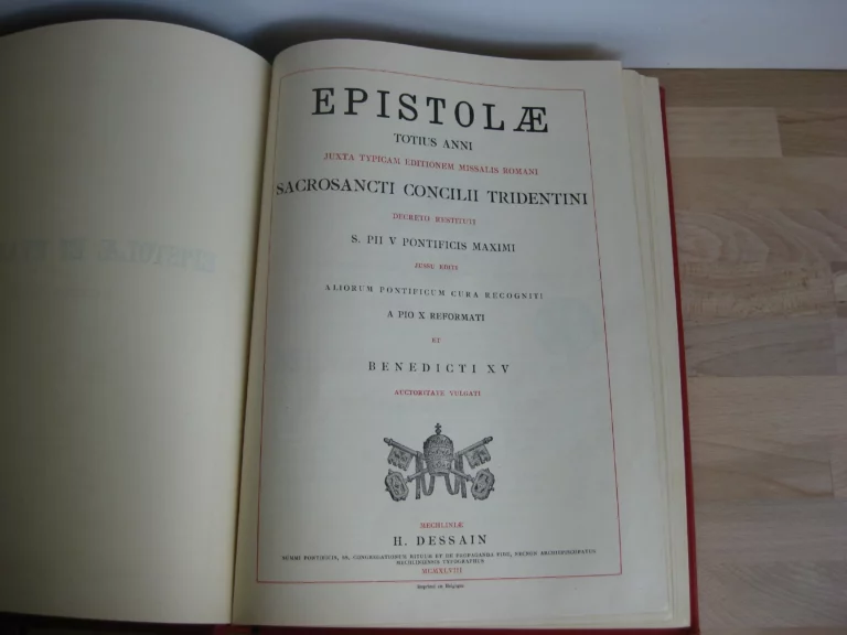 Epistolae et Evangelia Totius Anni. Juxta Typicam editionemMissalis Romani