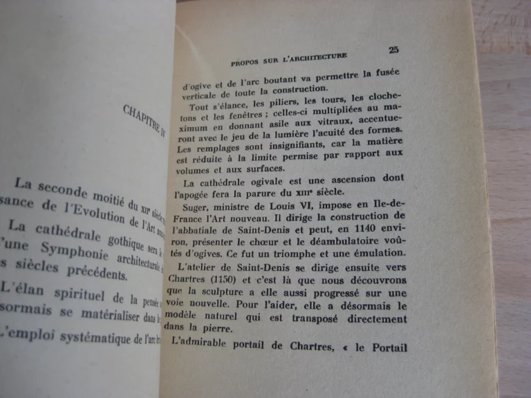 Menus propos sur l'architecture française, avec un brin de philosophie Menus propos sur l'architecture française, avec un brin de philosophie