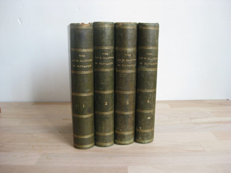 Œuvres complètes de Plutarque. La vie des hommes illustres, 4 tomes, complet