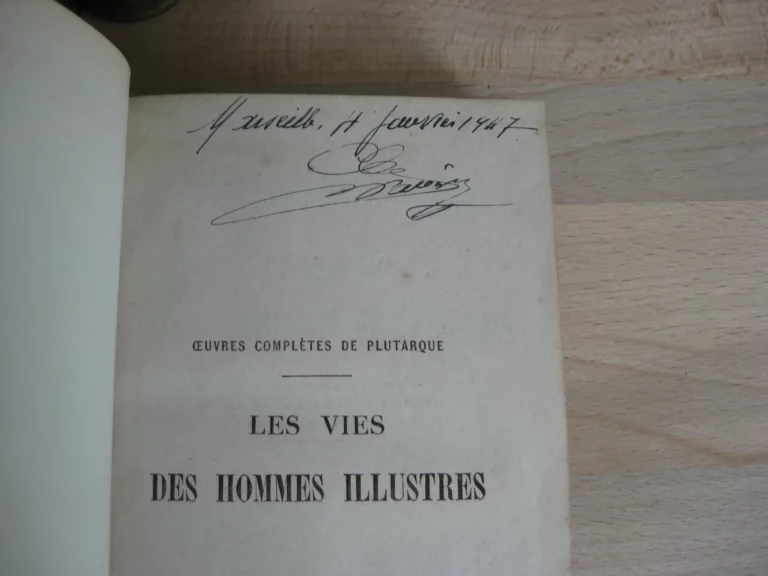Œuvres complètes de Plutarque. La vie des hommes illustres, 4 tomes, complet Œuvres complètes de Plutarque. La vie des hommes illustres, 4 tomes, complet