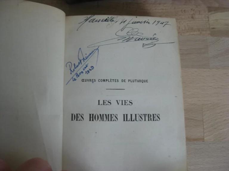 Œuvres complètes de Plutarque. La vie des hommes illustres, 4 tomes, complet Œuvres complètes de Plutarque. La vie des hommes illustres, 4 tomes, complet