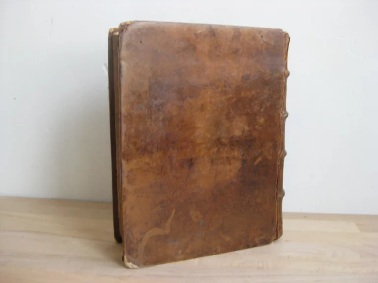 Septem tvbae sacerdotales... tvba octava, Cum Notis Stephani Baluzij Septem tvbae sacerdotales... tvba octava, Cum Notis Stephani Baluzij