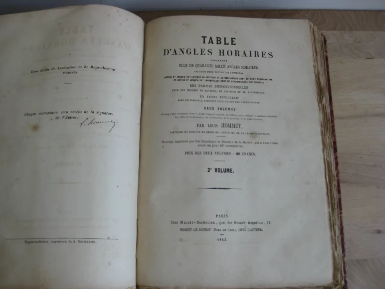 Table d’angles horaires contenant plus de quarante mille horaires Table d’angles horaires contenant plus de quarante mille horaires