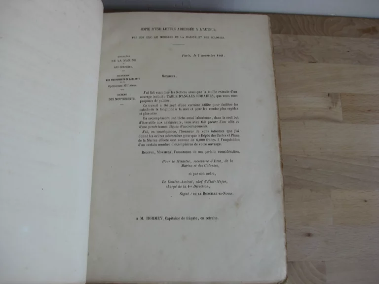Table d’angles horaires contenant plus de quarante mille horaires Table d’angles horaires contenant plus de quarante mille horaires