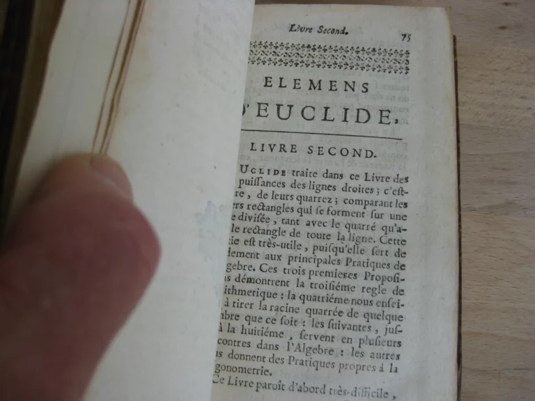 Les Elemens d'Euclide expliquez d'une manière nouvelle & trés-facile Les Elemens d'Euclide expliquez d'une manière nouvelle & trés-facile