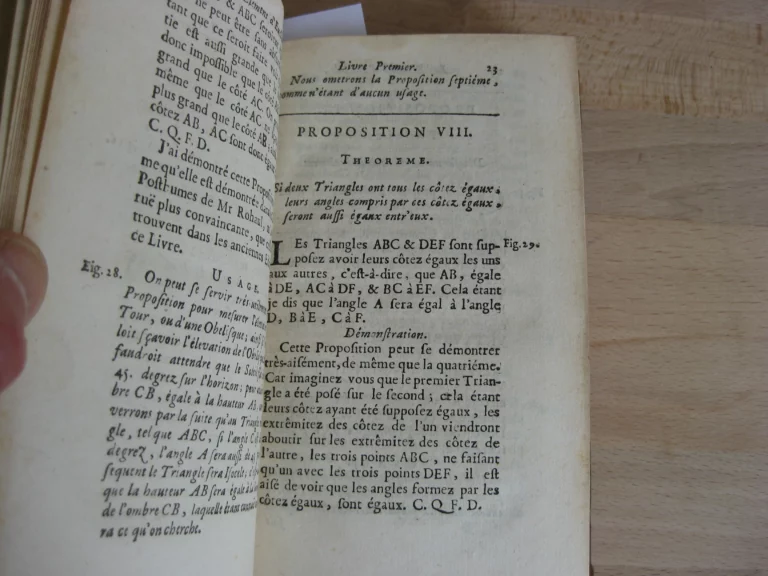 Les Elemens d'Euclide expliquez d'une manière nouvelle & trés-facile Les Elemens d'Euclide expliquez d'une manière nouvelle & trés-facile