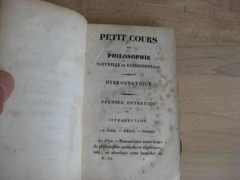 Dialogues scientifiques, A. Niogret (trad.) Dialogues scientifiques, A. Niogret (trad.)