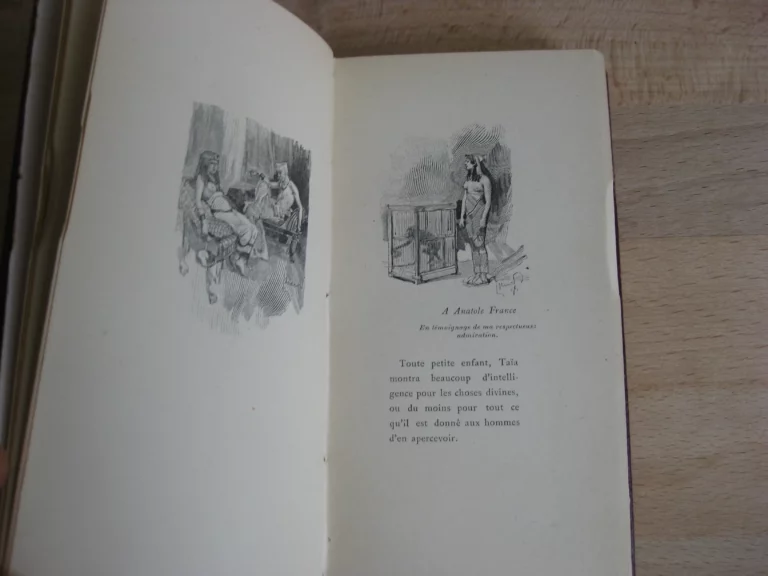 La courtisane Taiä et son singe vert. Suivi de Le rire du Sphinx La courtisane Taiä et son singe vert. Suivi de Le rire du Sphinx