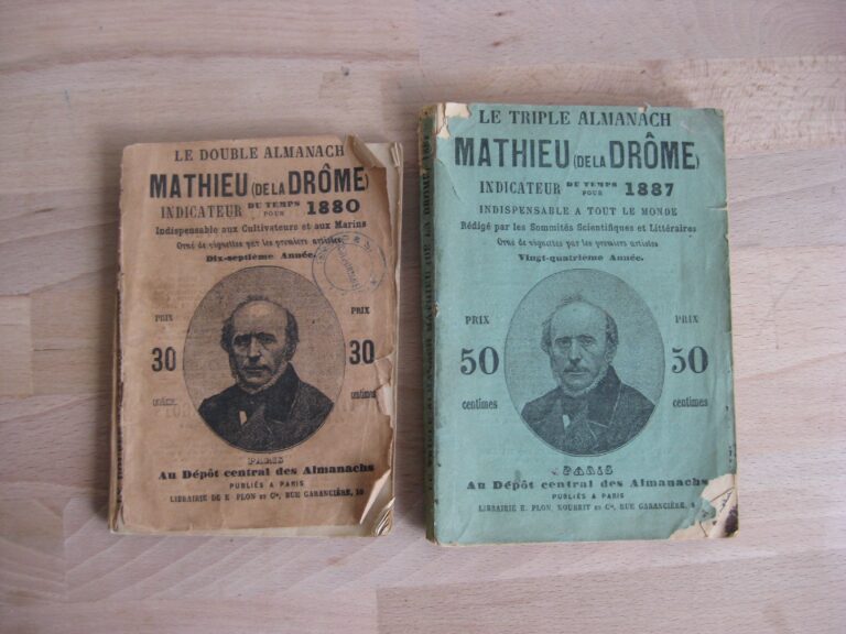 Le double Almanach Mathieu / Le triple Almanach Mathieu (de la Drôme), 2 vols.