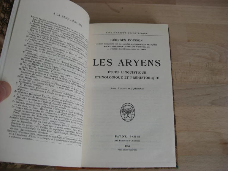 Les Aryens. Etude linguistique, ethnologique et préhistorique Les Aryens. Etude linguistique, ethnologique et préhistorique