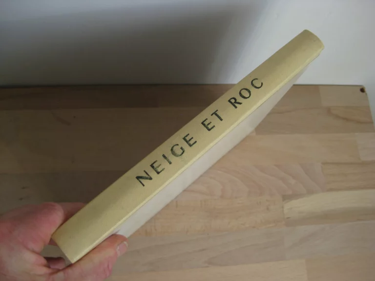 Neige et roc. Gaston Rebuffat, édition originale signée Neige et roc. Gaston Rebuffat, édition originale signée