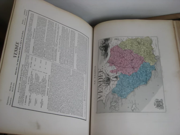 La France et ses colonies. Atlas Vuillemin / Poiré La France et ses colonies. Atlas Vuillemin / Poiré