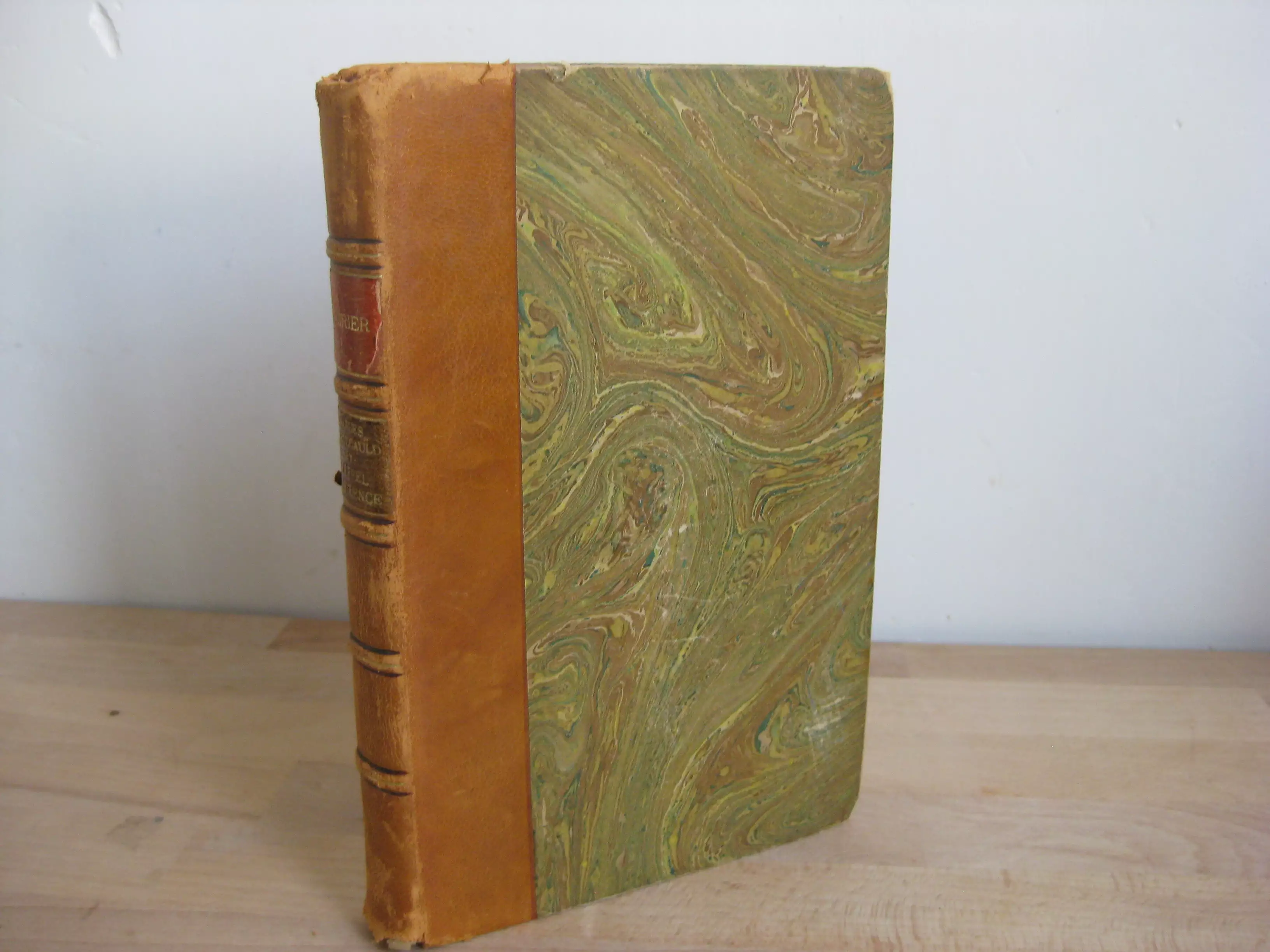 Charles de Foucauld, Une âme et une époque, 1858-1916. Suivi de L’appel du silence. Charles de Foucauld, Une âme et une époque, 1858-1916. Suivi de L’appel du silence.