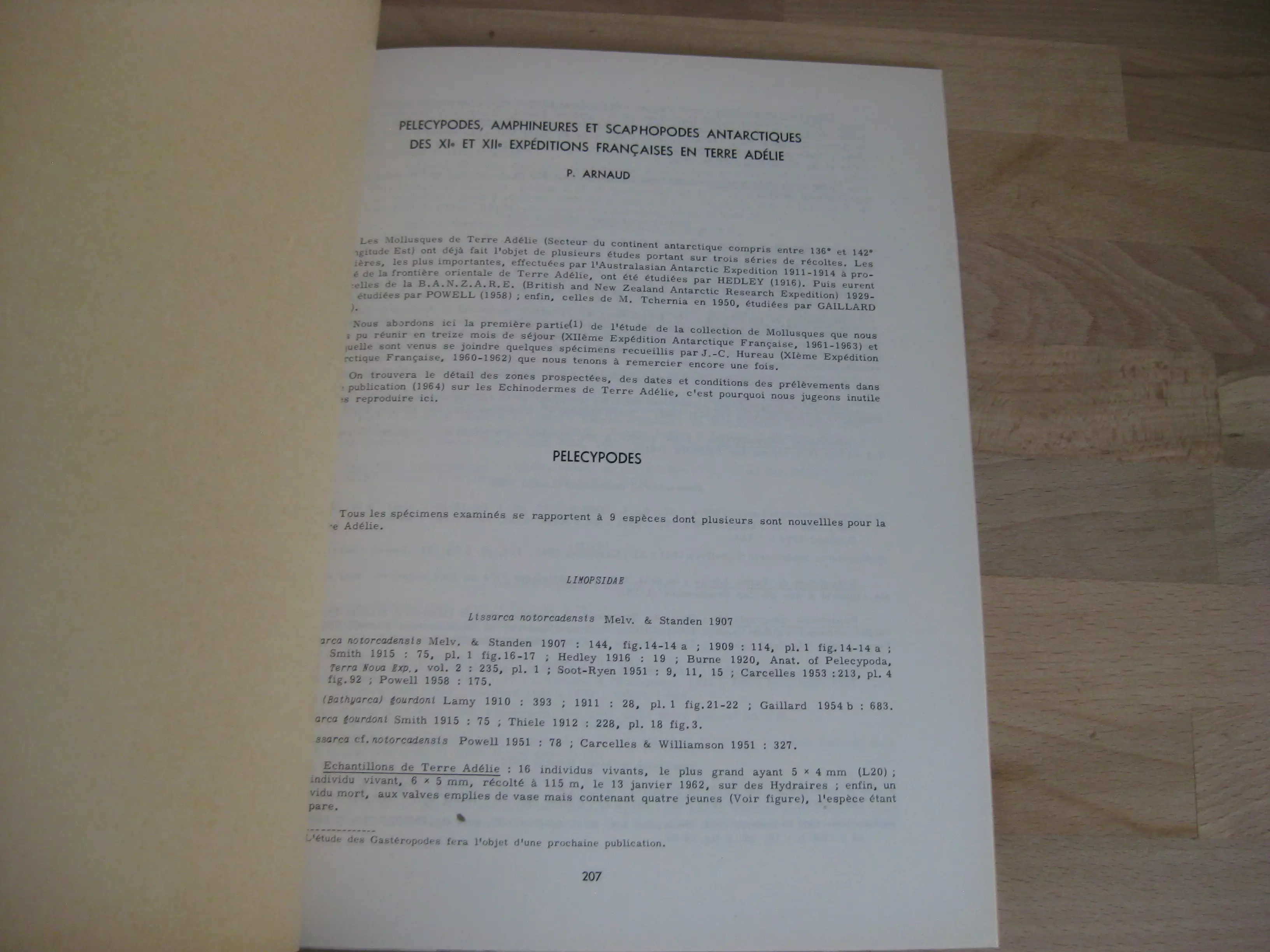 Pélécypodes, amphineures et scaphopodes antarctiques des Xiè et XIIè expéditions françaises en Terre Adélie Pélécypodes, amphineures et scaphopodes antarctiques des Xiè et XIIè expéditions françaises en Terre Adélie