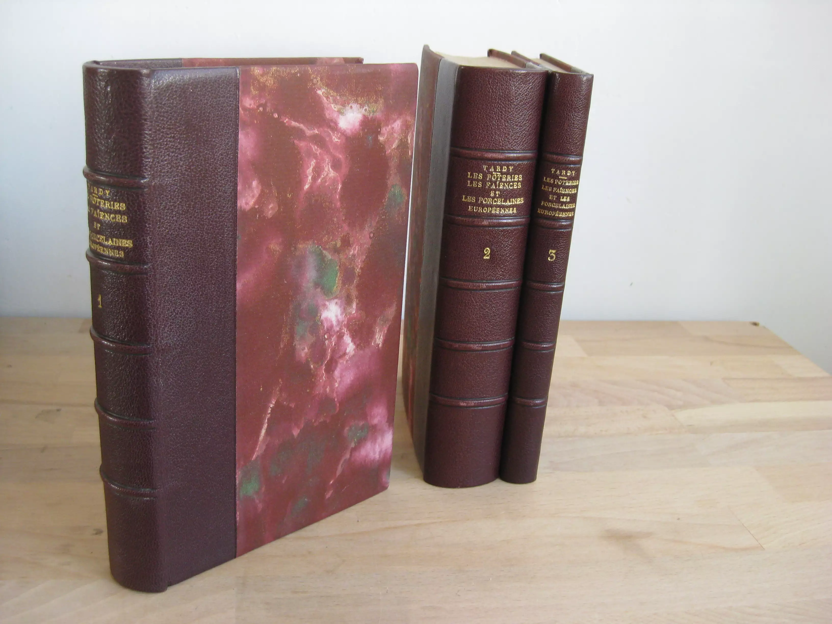 Les poteries – faïences – porcelaines européennes (France exceptée).