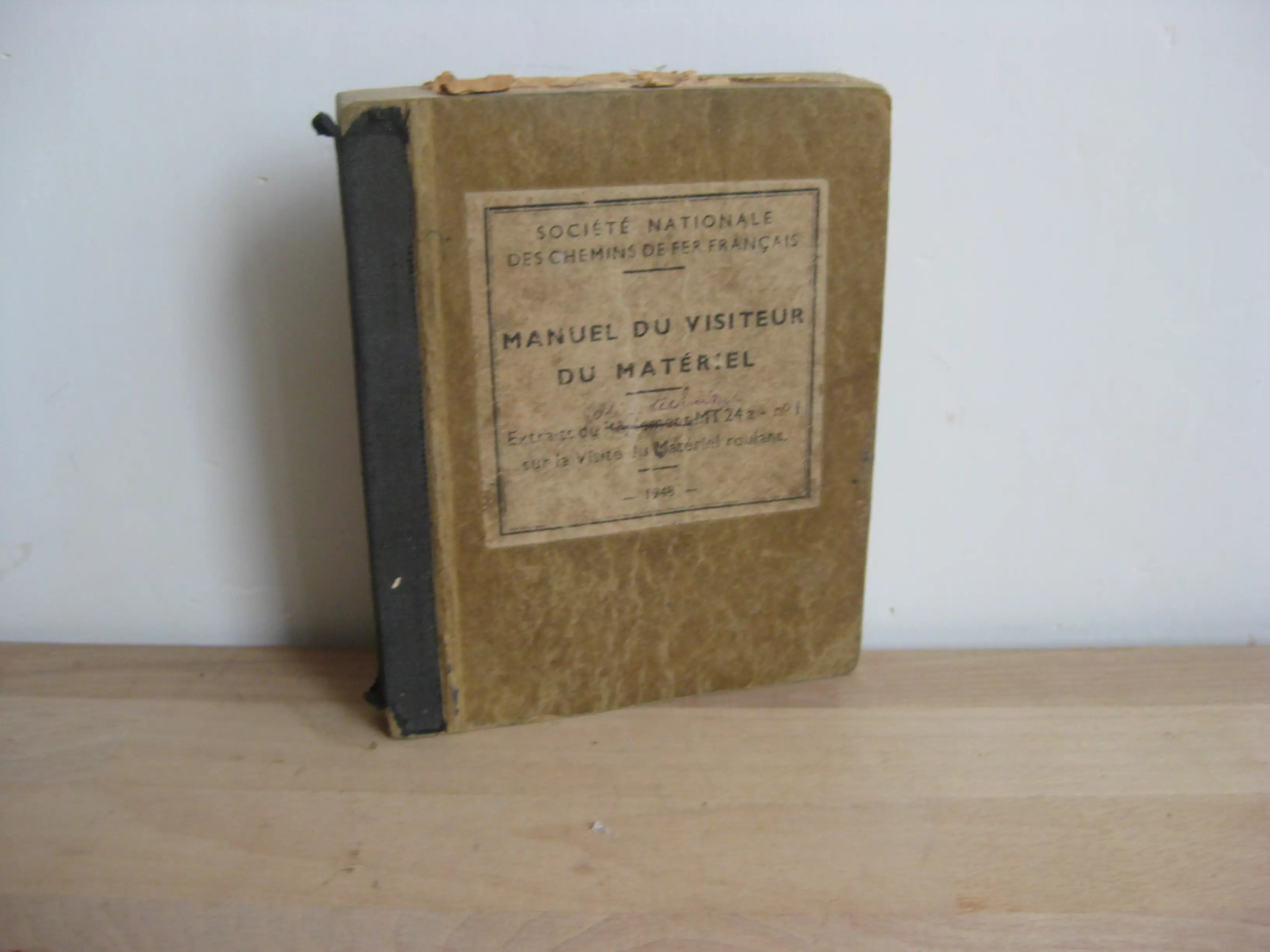 Chemin de fer - Manuel du visiteur du matériel. Extrait du règlement MT24a