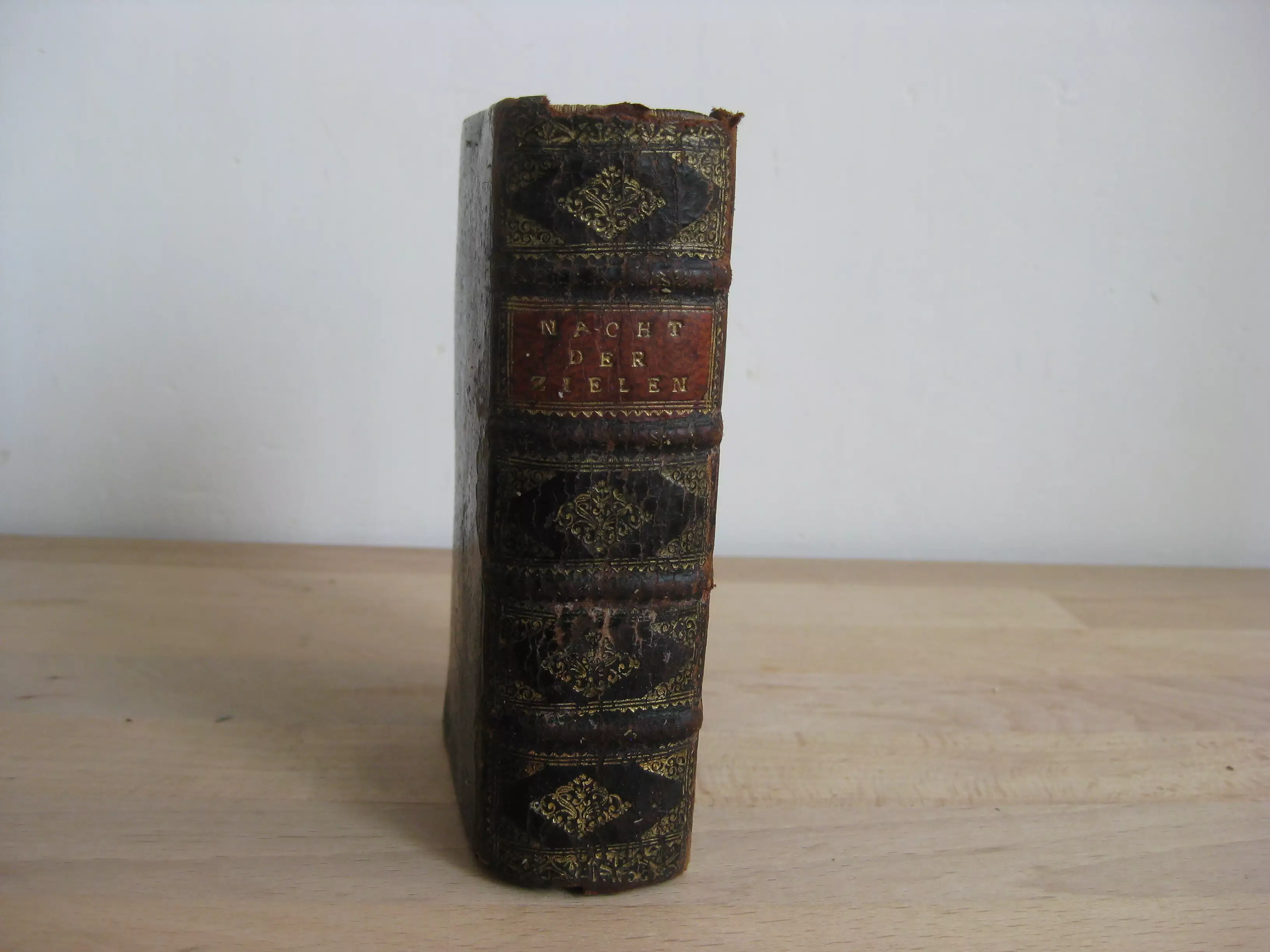 Den donkeren nacht der zielen. [Suivi de]  Den verholen minne-sangh