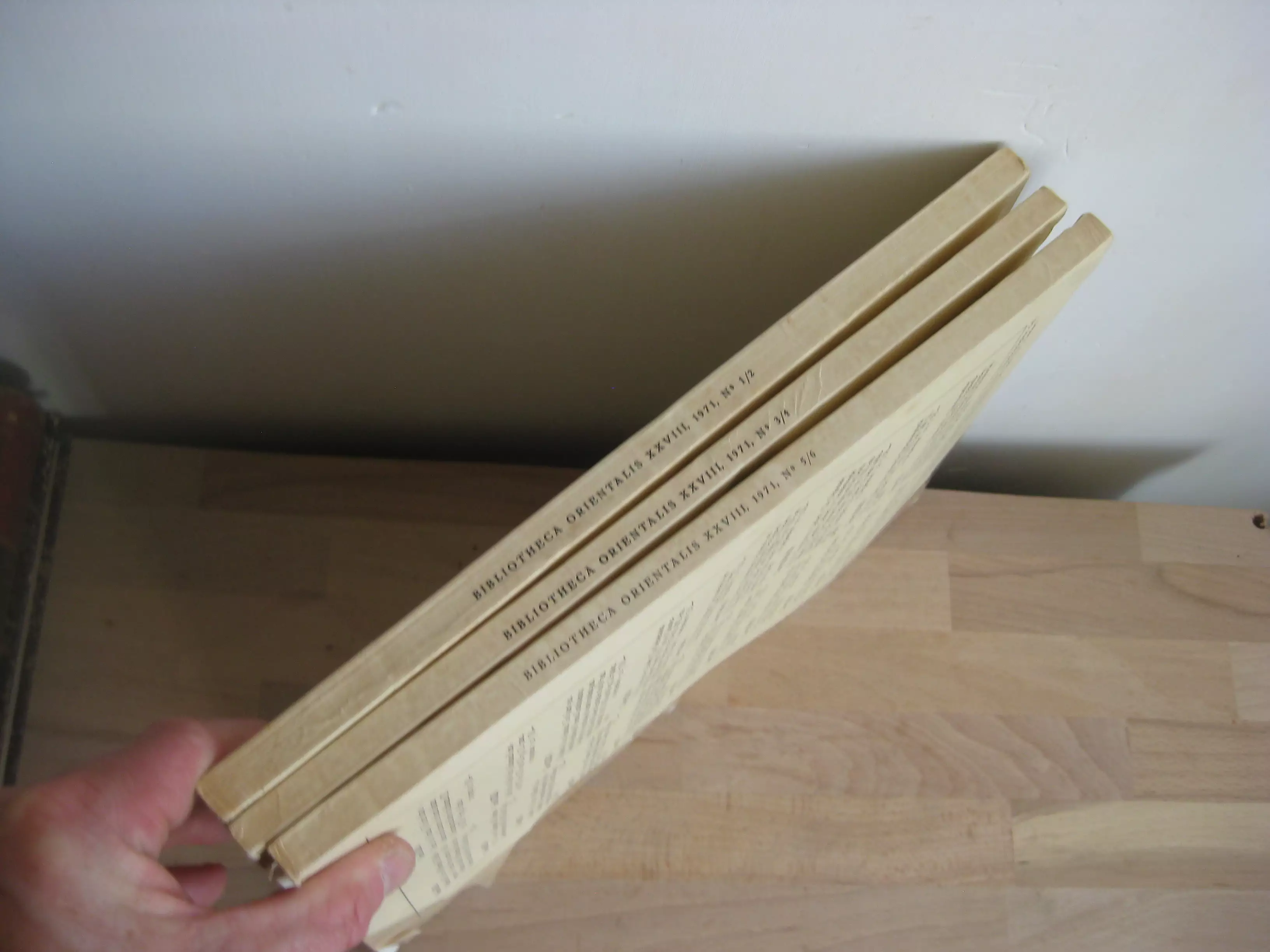 Bibliotheca Orientalis. Jaargang 28. 1971, 6 numéros en 3 volumes, année complète