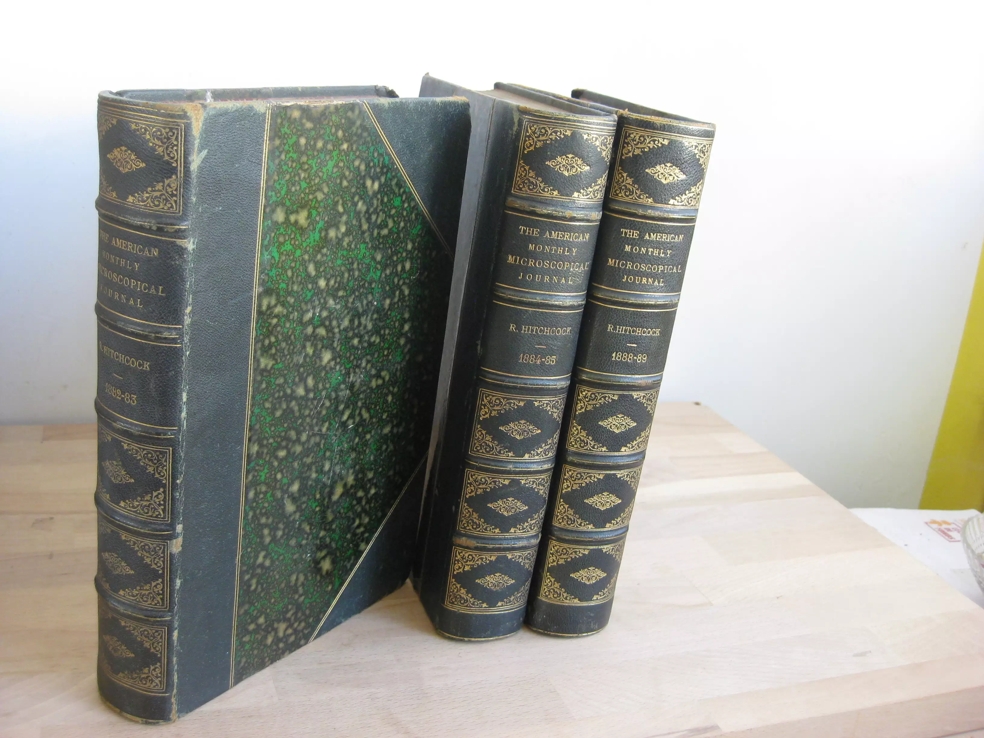 The American Monthly Microscopical Journal, 1882, 1883, 1884, 1886, 1888 et 1889