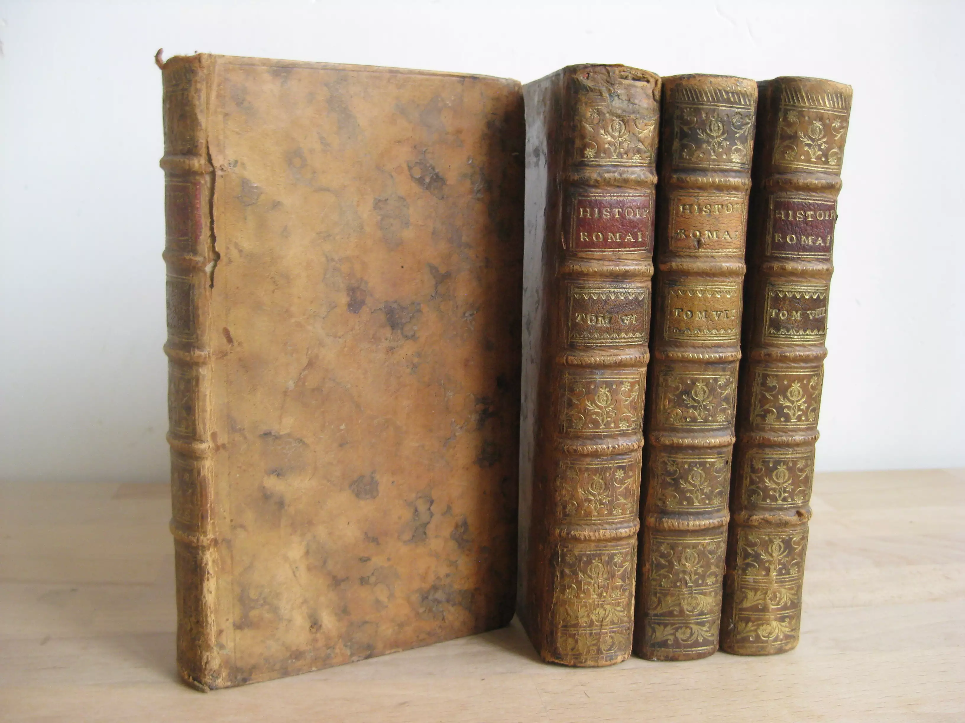 Histoire romaine, Laurent Echard, tomes 3, 6, 7 et 8 Histoire romaine, Laurent Echard, tomes 3, 6, 7 et 8