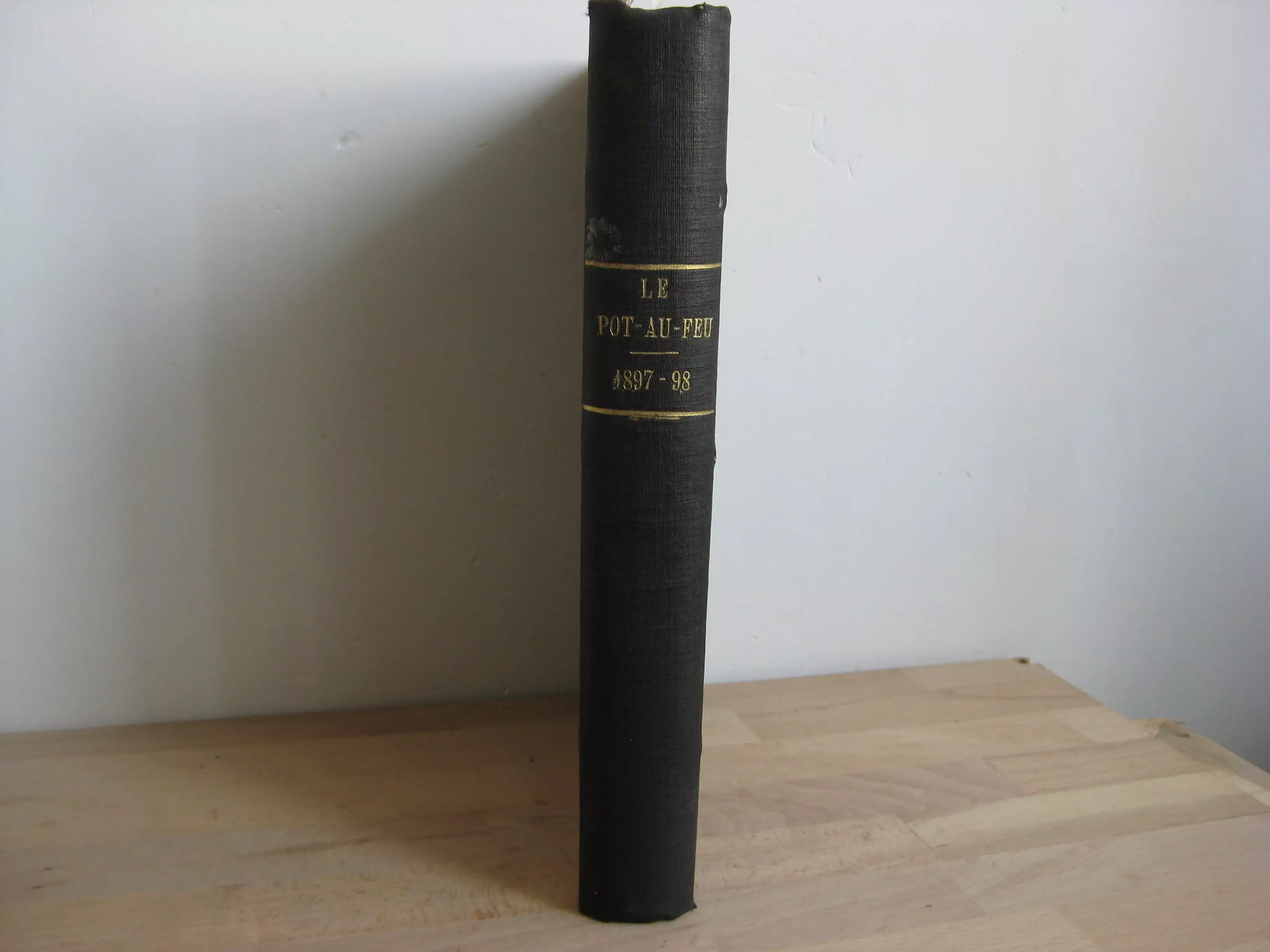 Revue Le pot-au-feu, 1897-1898 Revue Le pot-au-feu, 1897-1898